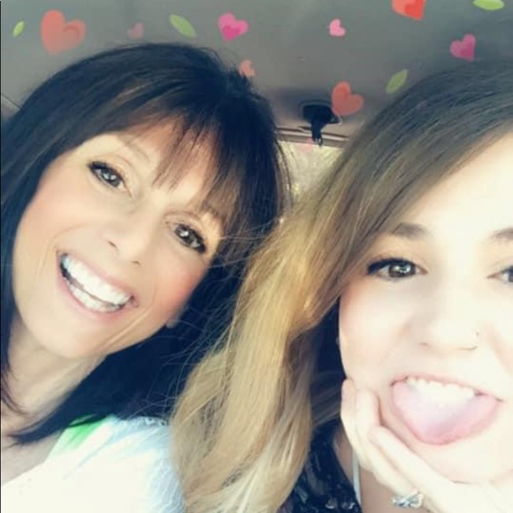 Meet the Posher Other - Meet your Posher, Julianna